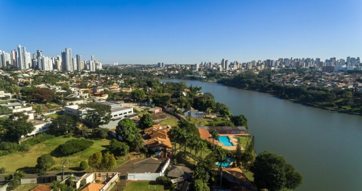 Conheça Londrina com a tranquilidade da viagem de ônibus