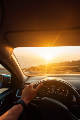 Conheça carros da Jeep que podem andar no asfalto e na terra: